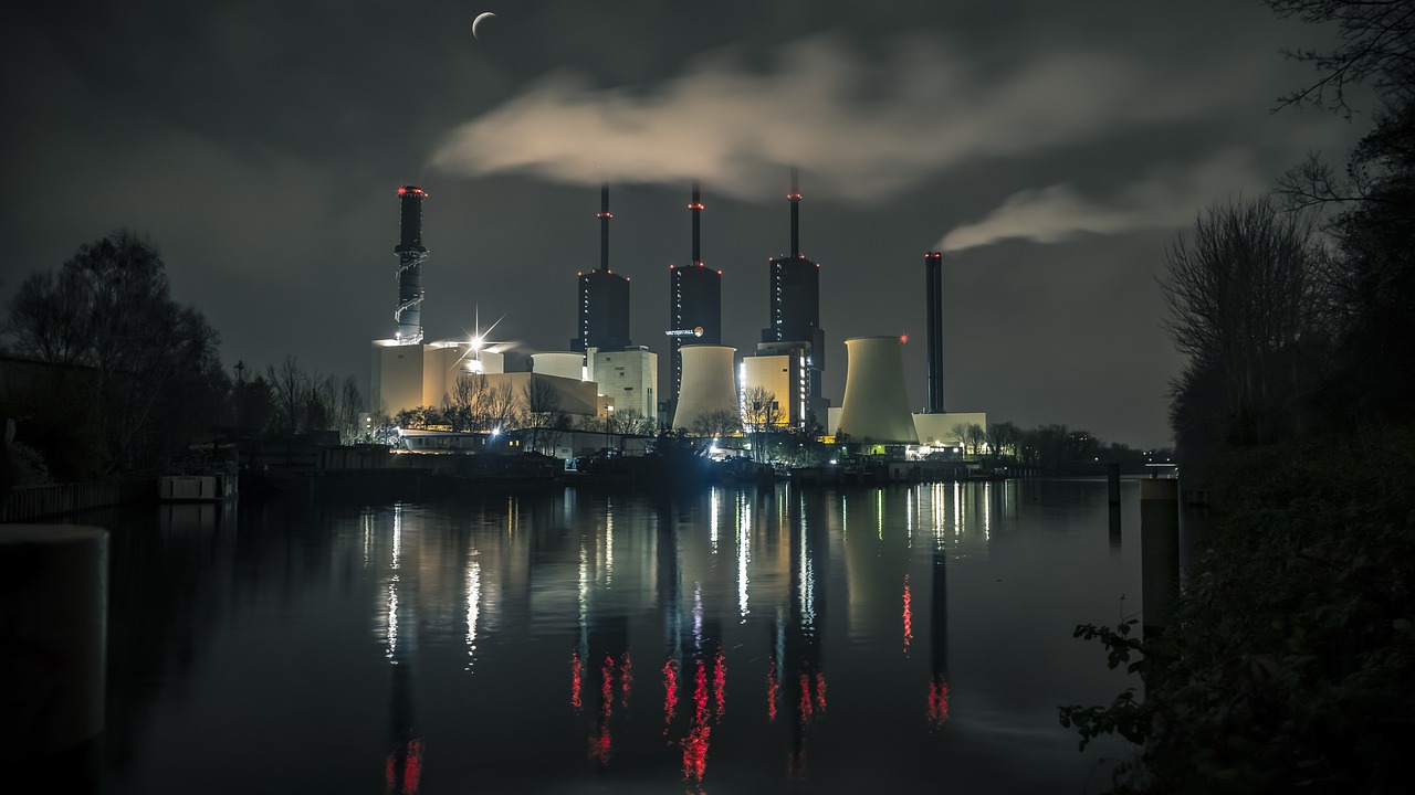 power-plant-3878137_1280